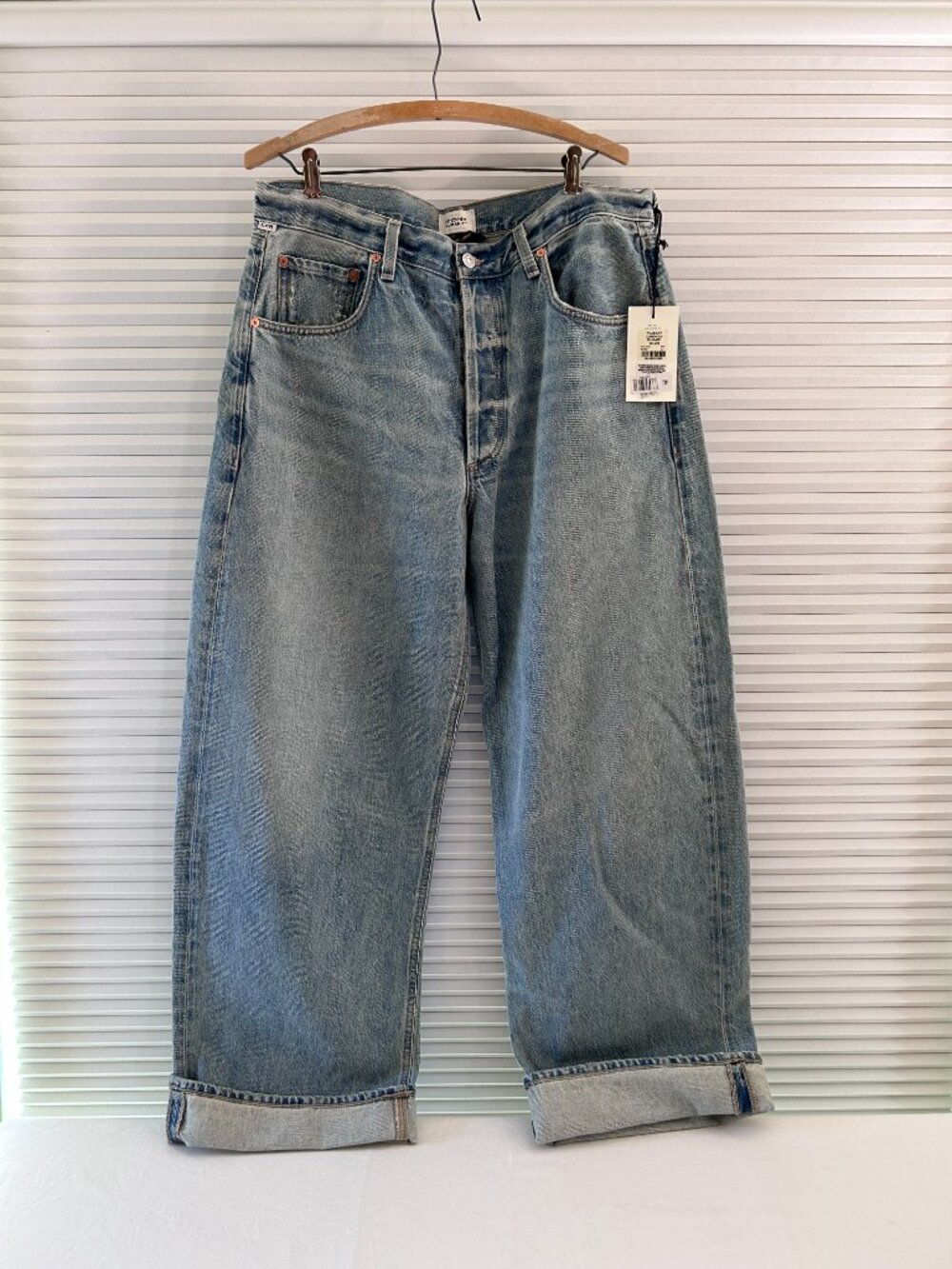 Citizens of Humanity Ayla Baggy Jeans in Skylights 31 - Picture 5 of 12